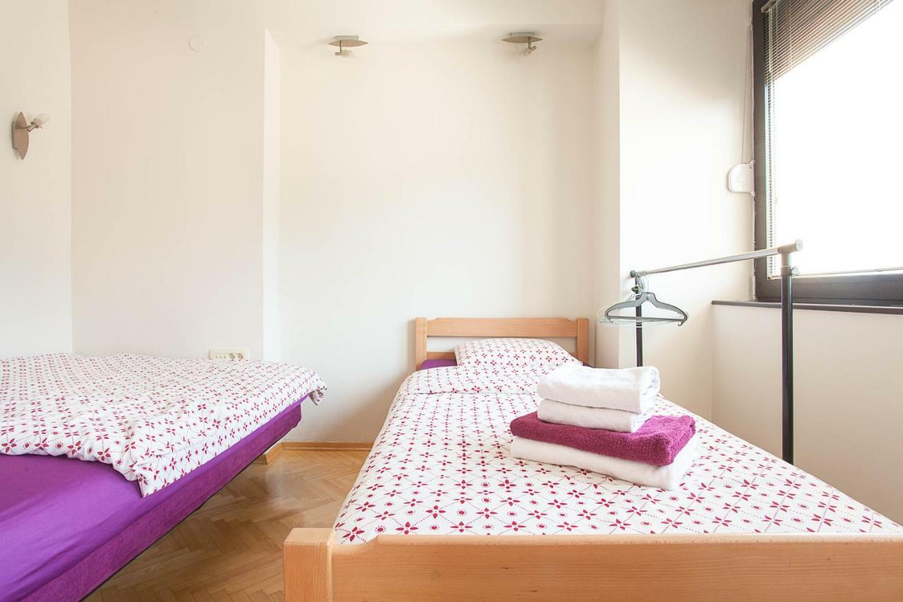 White Apartment 스코페 외부 사진